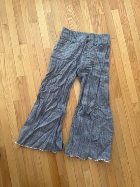 Lightweight Gray Wide-Leg Linen Pants